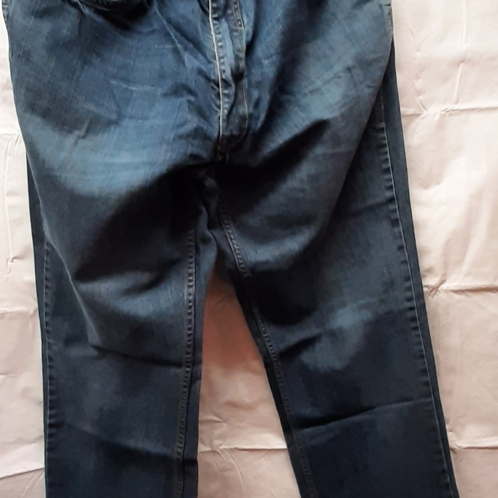 LIZ CLAIBORNE JEANS